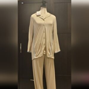 Frette Luxury New w/Tags 2024 Fall/Spring Pajamas Set Beige Retails:$$$$